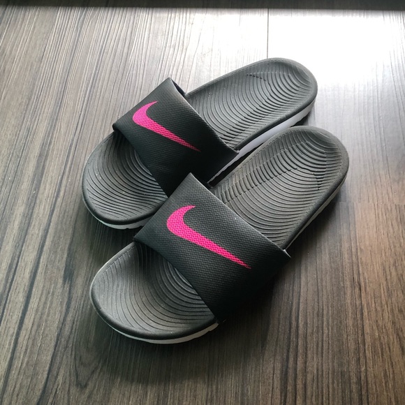 nike women's slide shoes